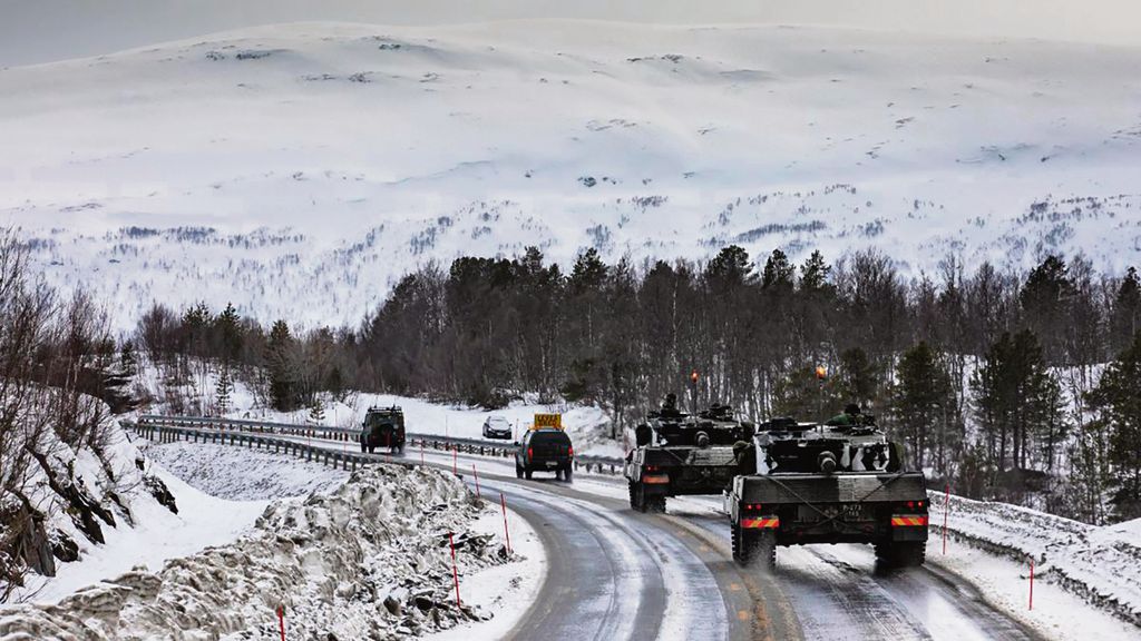 Suomesta harjoitukseen osallistuu noin 4100 sotilasta ja 700 ajoneuvoa. Kuva: Puolustusvoimat