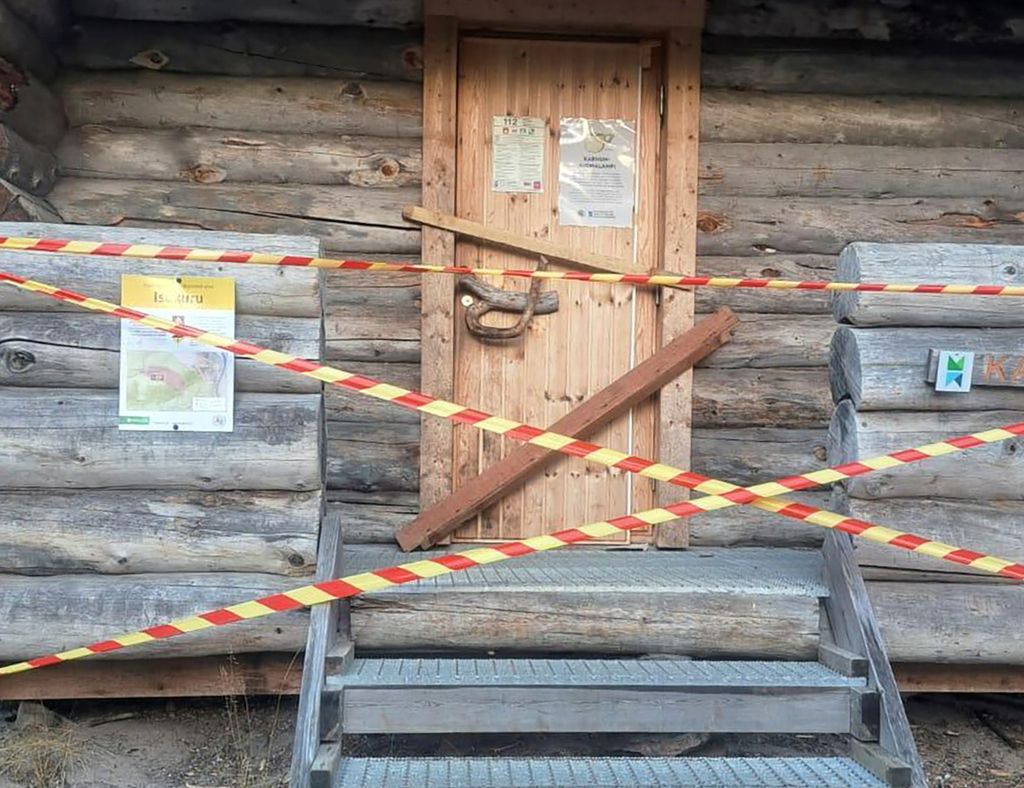 Karhunjuomalammen päivätuvan onnettomuudessa vältyttiin henkilövahingoilta. Kuva: Metsähallitus